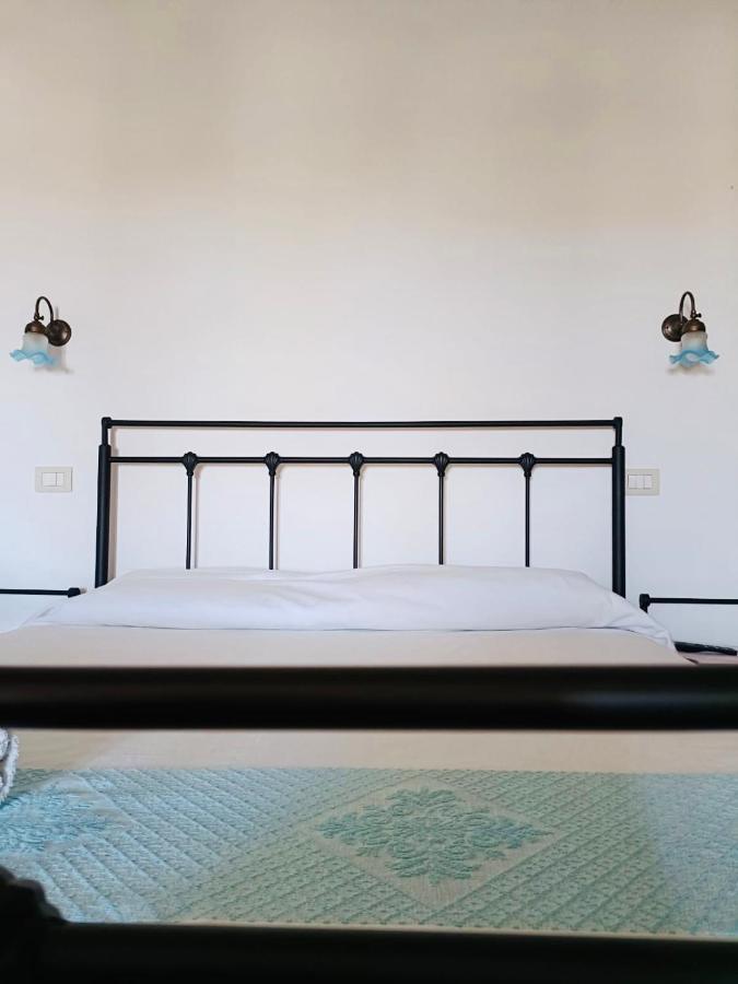 B&B Tre - Rooms & Relax Oristano Extérieur photo